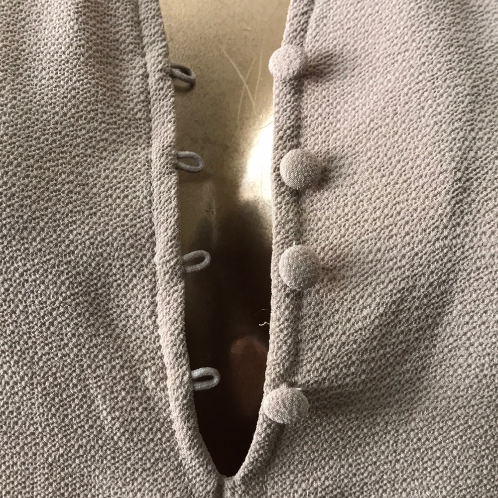 Ruffled Tank Blouse - Picture 3 of 4